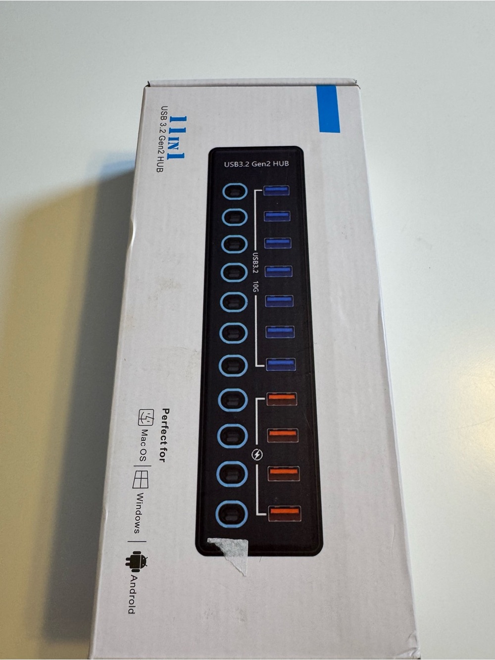 USB 3.2 Gen2 11-in-1 Hub - Black with Blue & Orange Ports